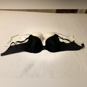 Set of 2 Maidenform bras 36 C